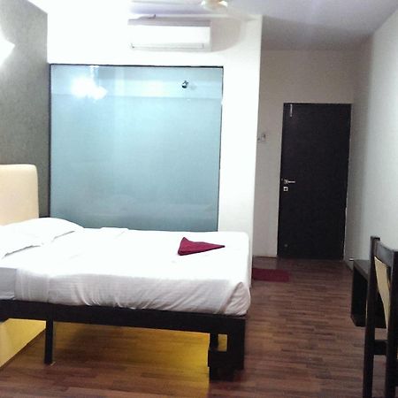 Hotel Enzo International Bangalore Luaran gambar